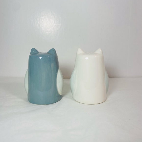 Ceramic Owl Figurine Salt And Pepper Shakers Grey White and Orange - Picture 3 of 5